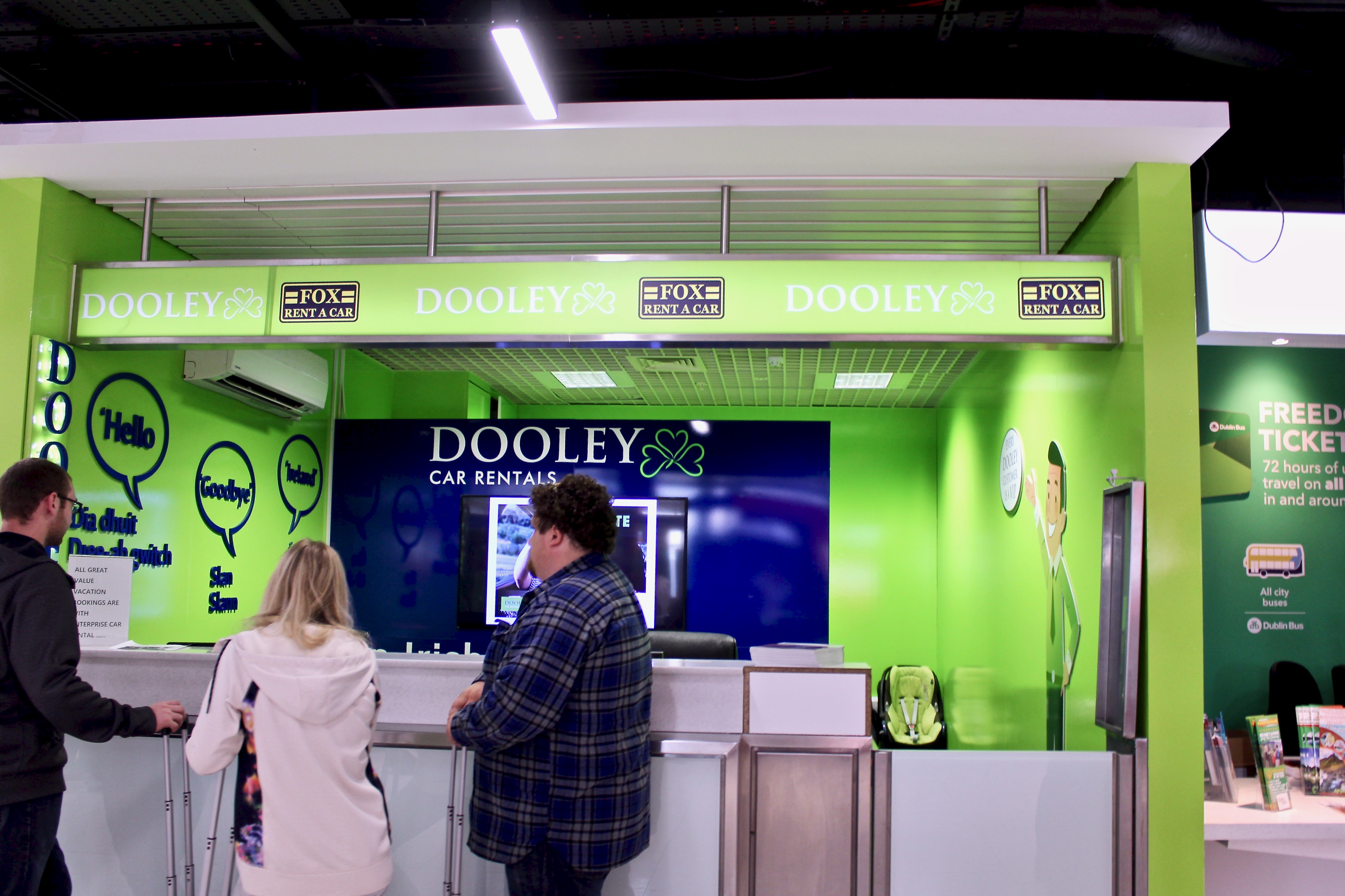Dooleys Desk Dublin Terminal 2